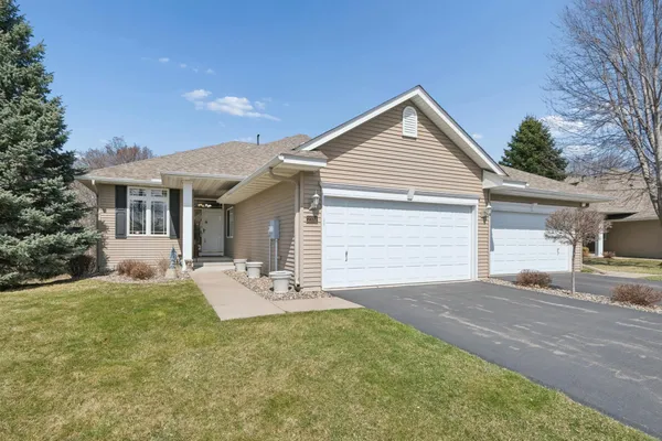 $445,000 | 2331 Glacier Way, Hastings, MN 55033