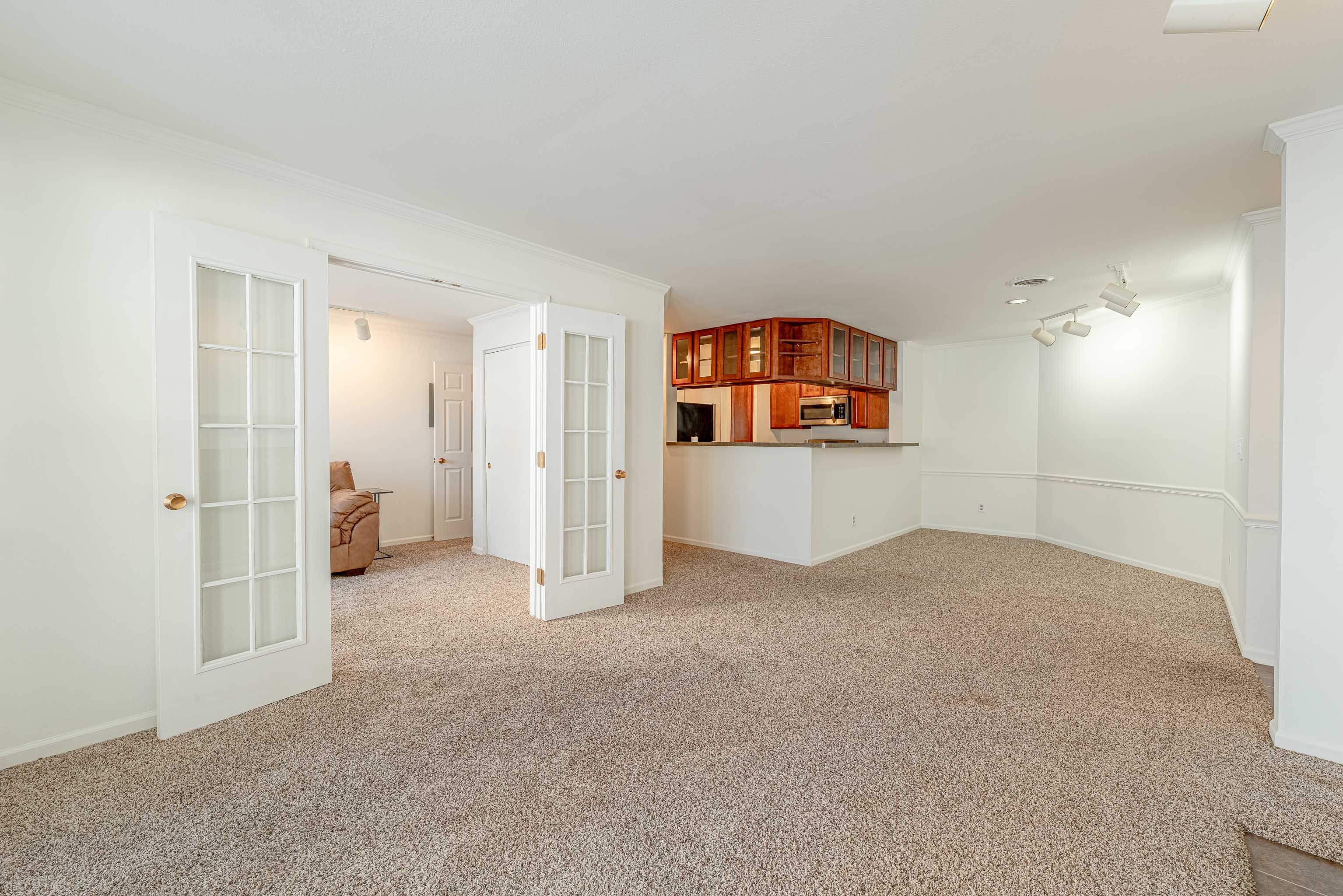 13 Captains Court, Unit 3 Madison, WI 53719 - Photo 6 of 32