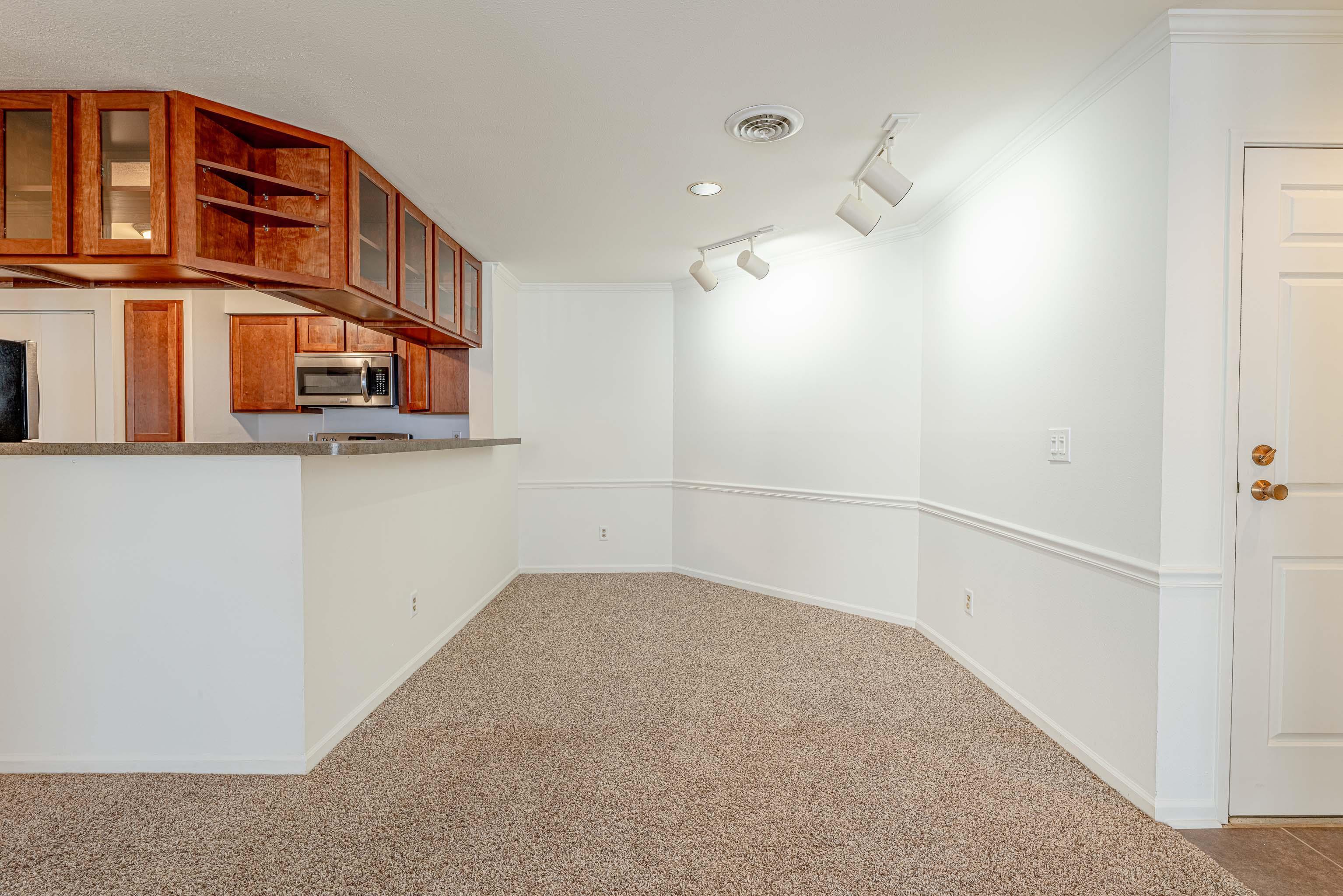 13 Captains Court, Unit 3 Madison, WI 53719 - Photo 7 of 32