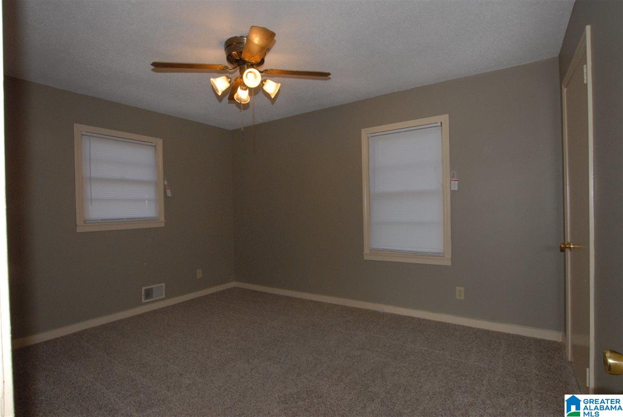 901 27th Avenue Northeast Center Point, AL 35215 - Photo 27 of 28