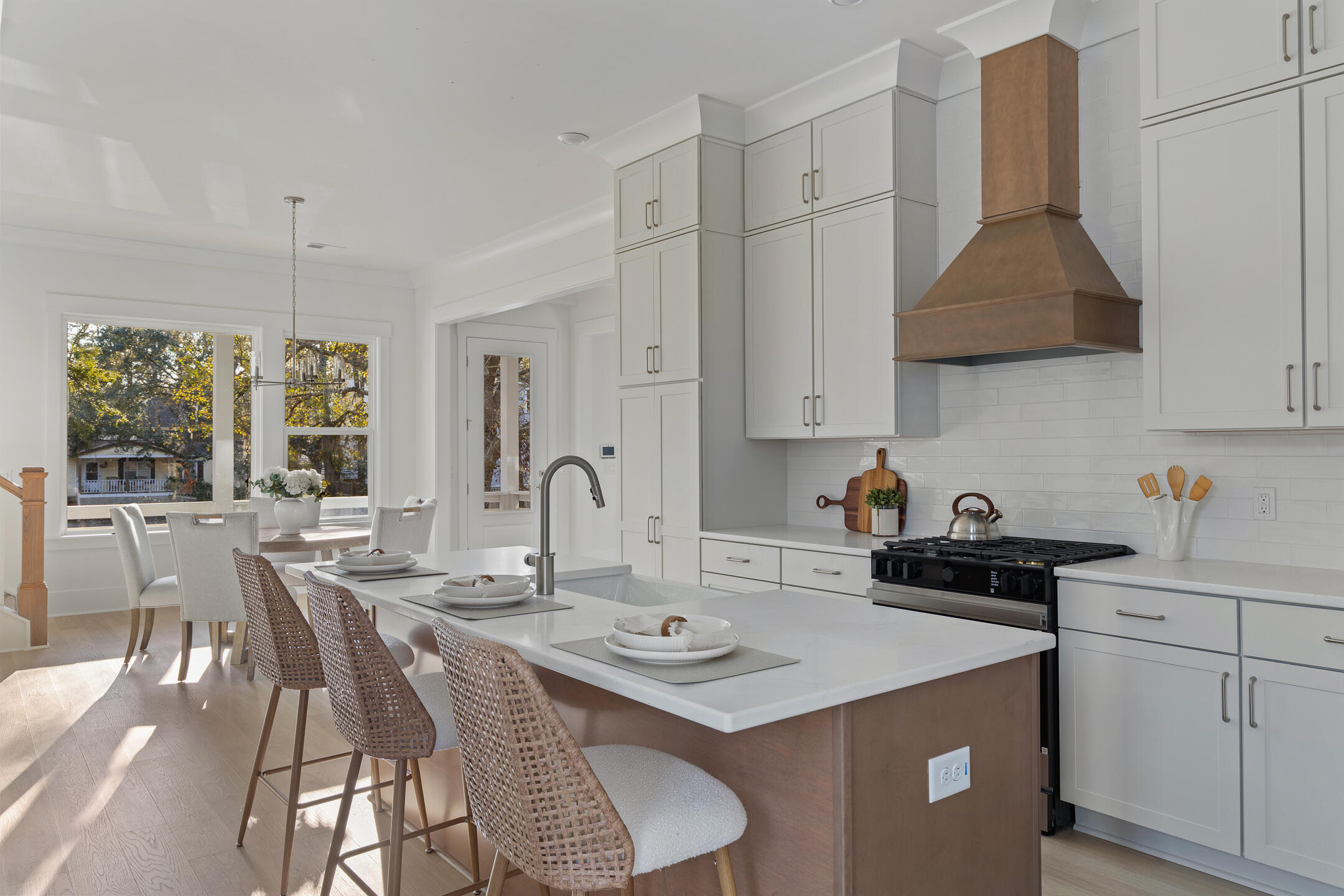 1340 Lucinda Street Mount Pleasant, SC 29466 - Photo 5 of 19 Kitchen