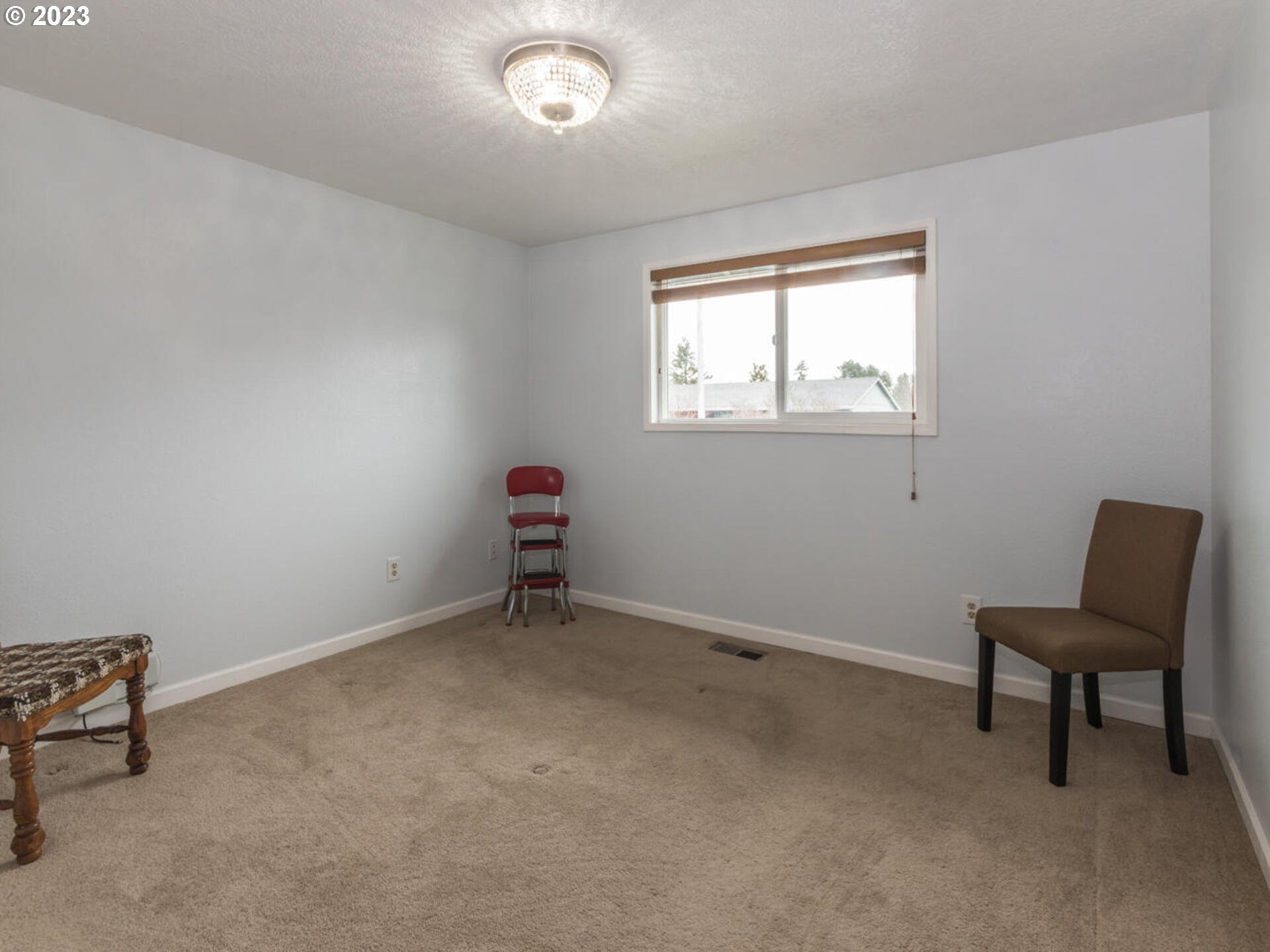 3845 Northeast Rene Avenue Gresham, OR 97030 - Photo 16 of 32 Gallery Image 16