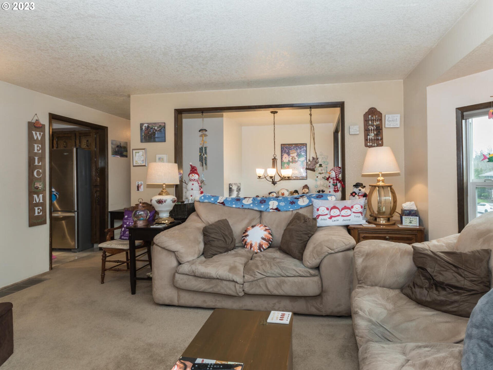3845 Northeast Rene Avenue Gresham, OR 97030 - Photo 6 of 32 Gallery Image 6