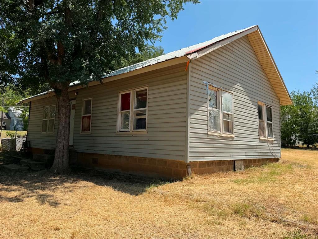 706 Ribble Road Graham, TX 76450 - Photo 5 of 12