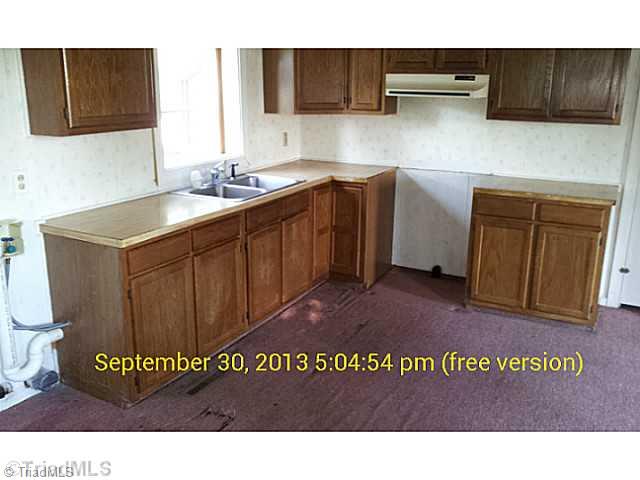 1545 Frye Bridge Road Clemmons, NC 27012 - Photo 2 of 7 Kitchen.