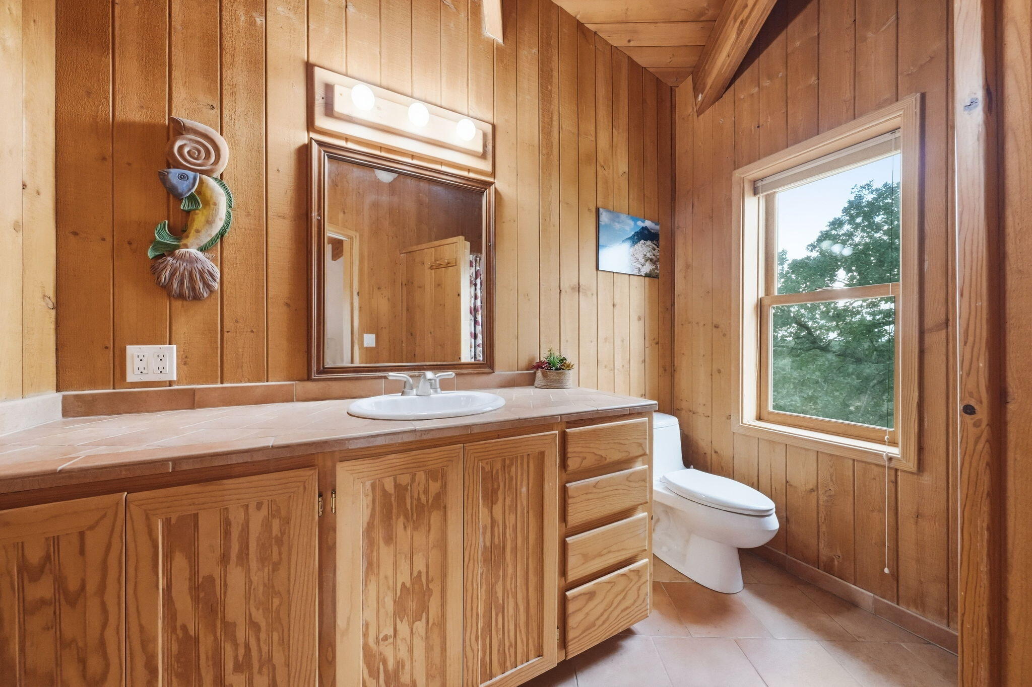 18221 Quail Ridge Road Cottonwood, CA 96022 - Photo 24 of 48 2nd master bath