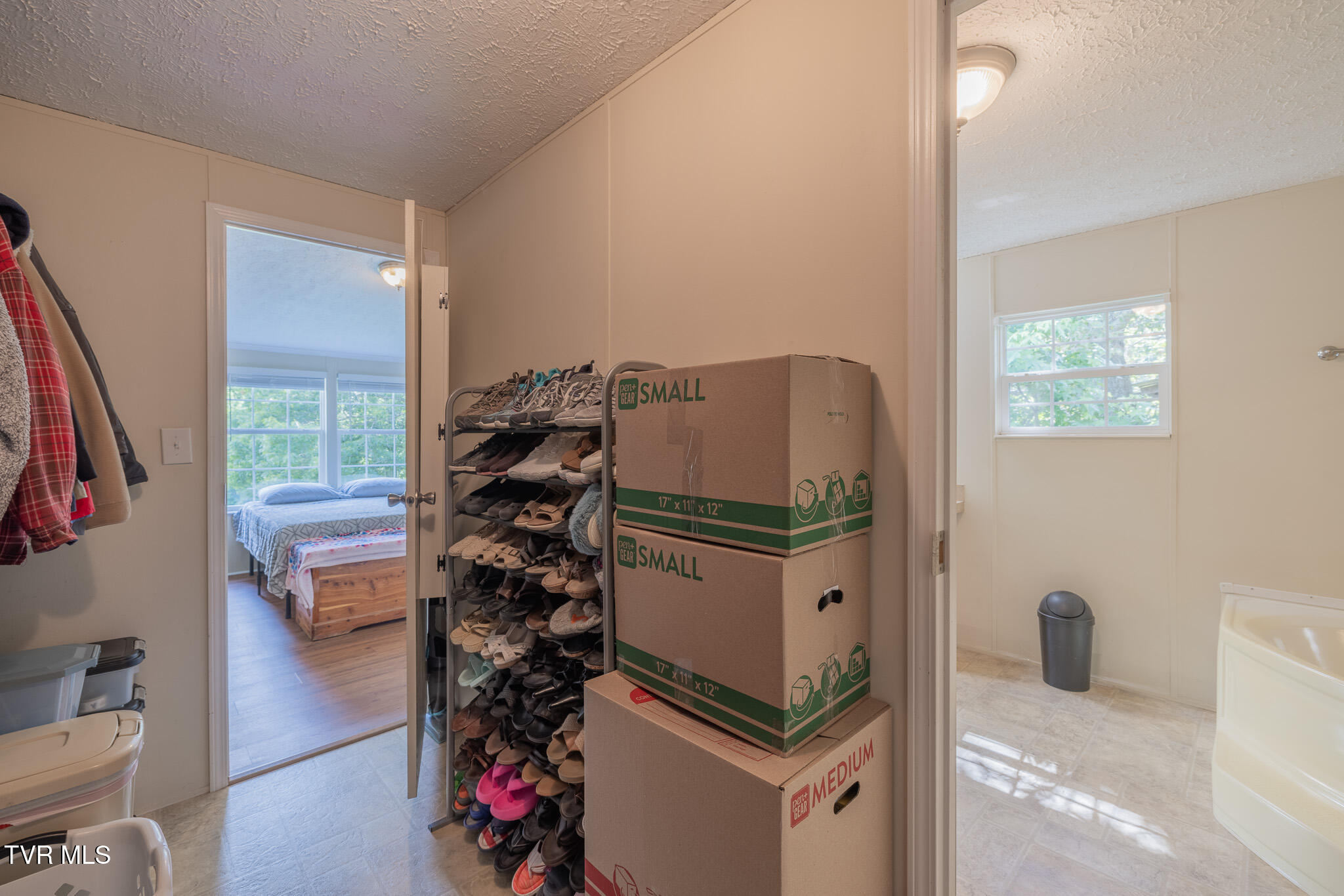 1070 Bill Martin Road Afton, TN 37616 - Photo 14 of 33 1R9A5748-HDR