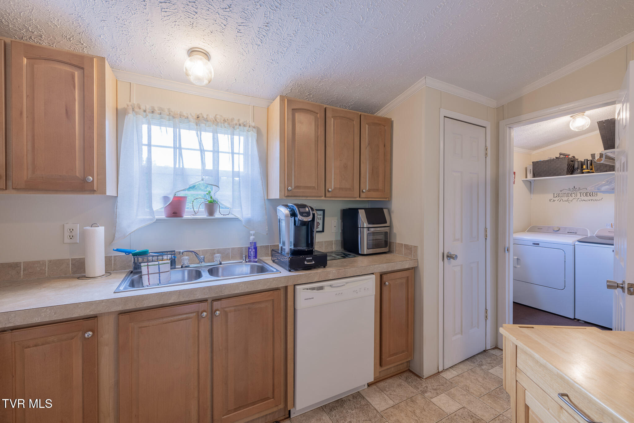 1070 Bill Martin Road Afton, TN 37616 - Photo 20 of 33 1R9A5700-HDR