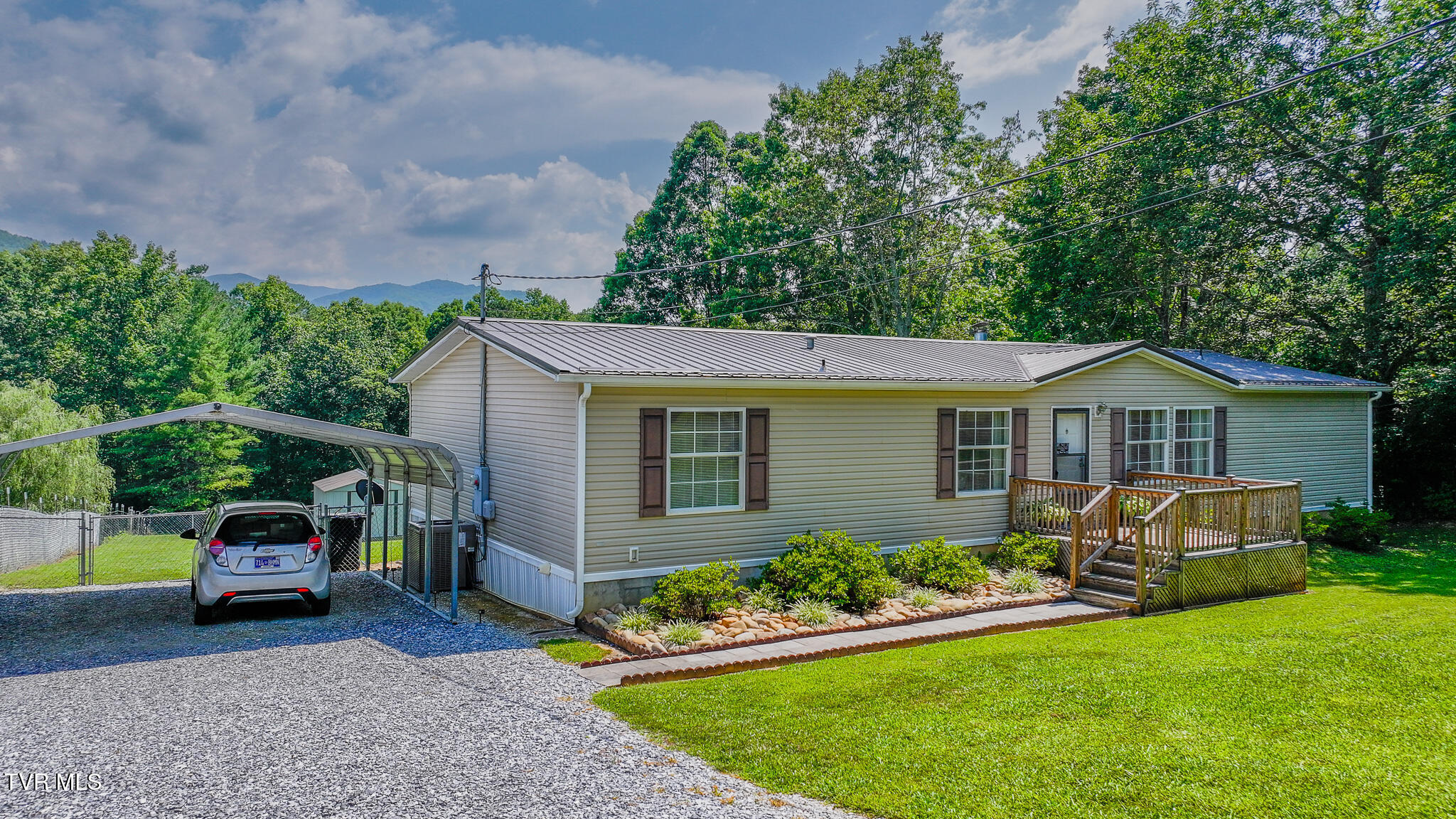 1070 Bill Martin Road Afton, TN 37616 - Photo 33 of 33 dji_fly_20250624_154314_0286_17507943064