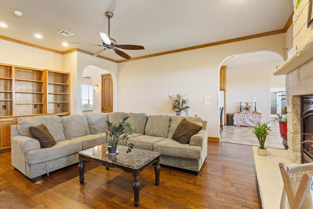 10479 Hartrick Bluff Road Little River-Academy, TX 76554 - Photo 19 of 40 a living room with furniture