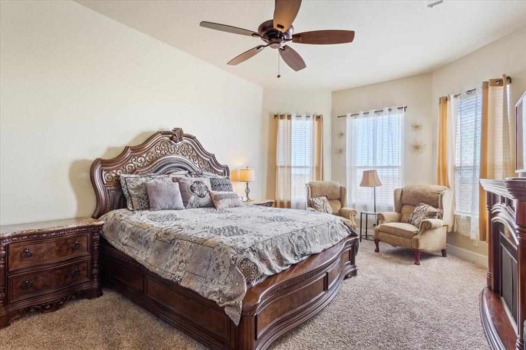 10479 Hartrick Bluff Road Little River-Academy, TX 76554 - Photo 20 of 40 a bedroom with a bed and window
