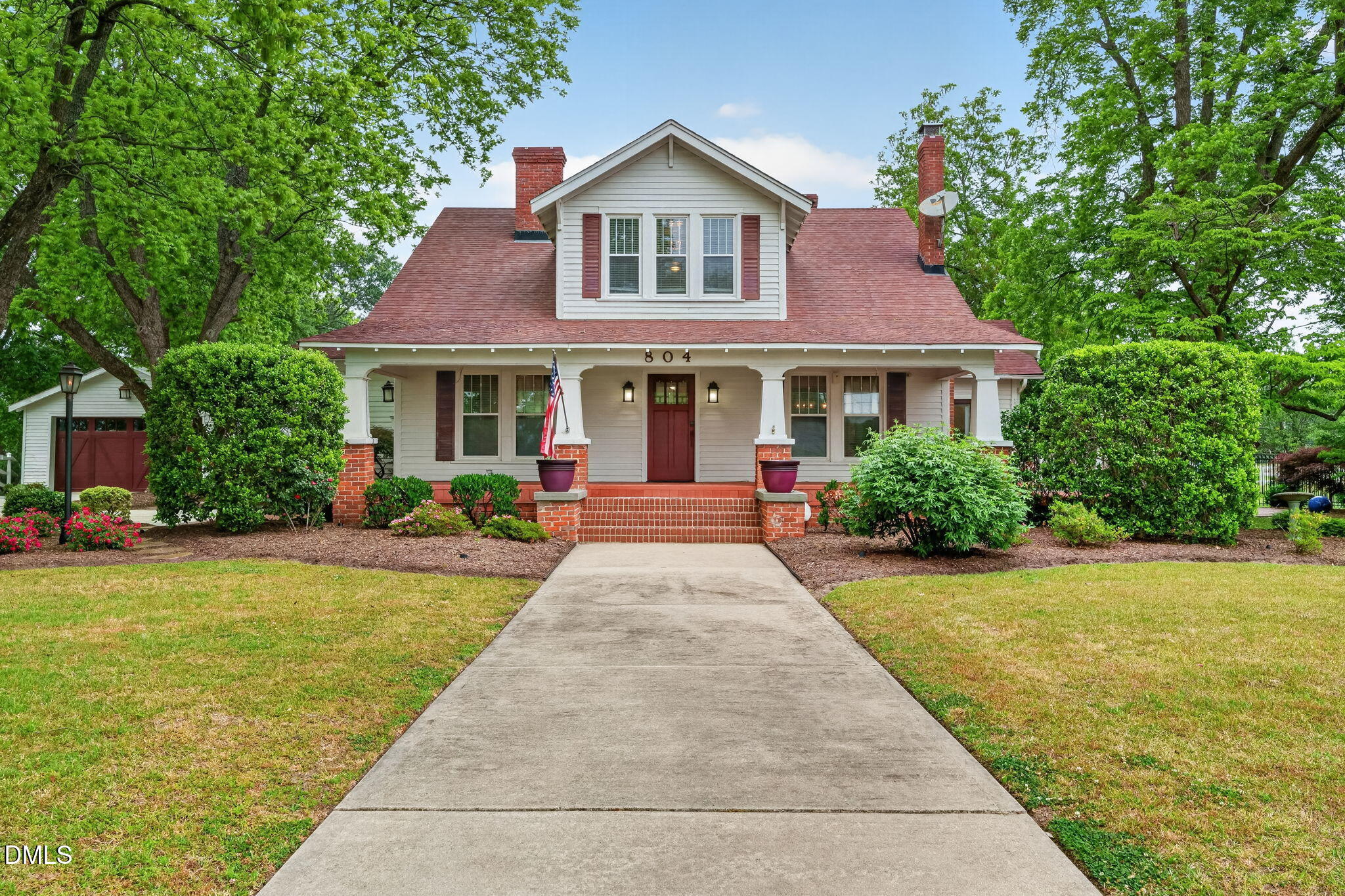 804 West Main Street Benson, NC 27504 - Photo 2 of 100 2-web-or-mls-DSC09857