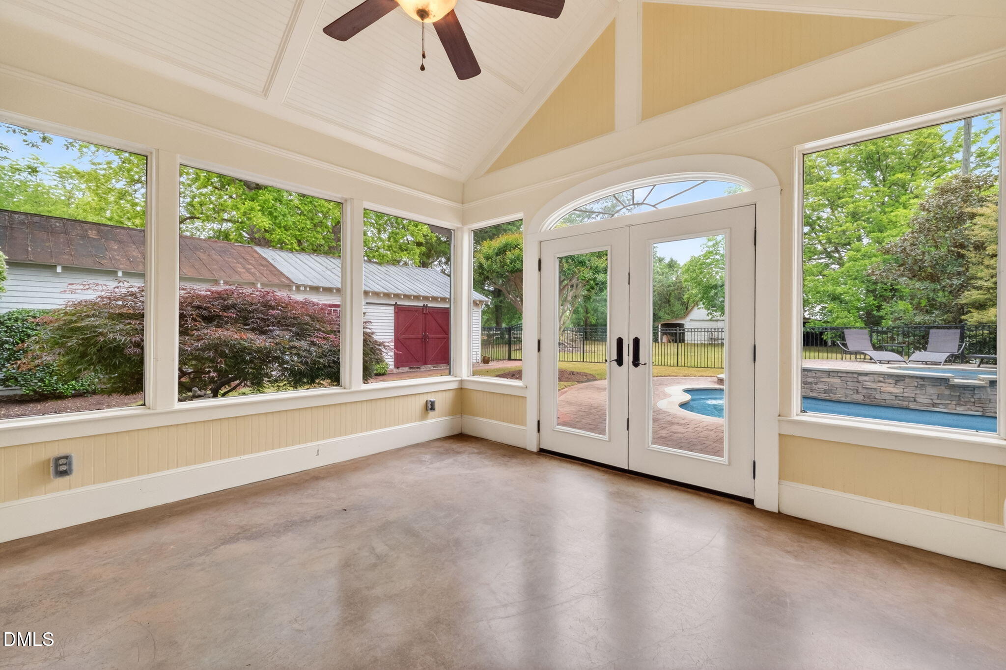 804 West Main Street Benson, NC 27504 - Photo 40 of 100 40-web-or-mls-DSC00153