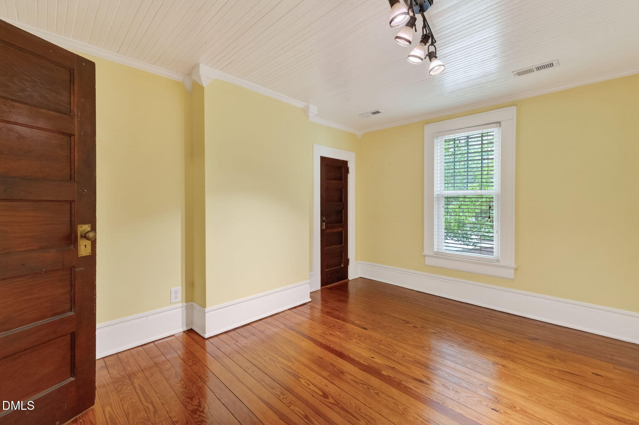 804 West Main Street Benson, NC 27504 - Photo 54 of 100 54-web-or-mls-DSC00228