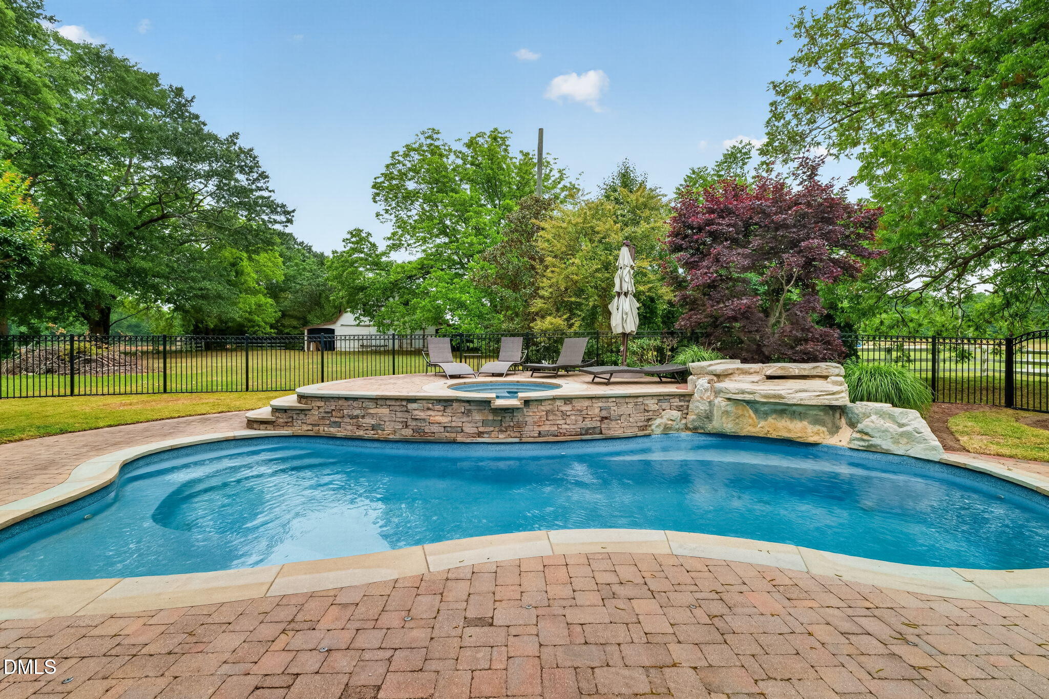 804 West Main Street Benson, NC 27504 - Photo 80 of 100 80-web-or-mls-DSC09916