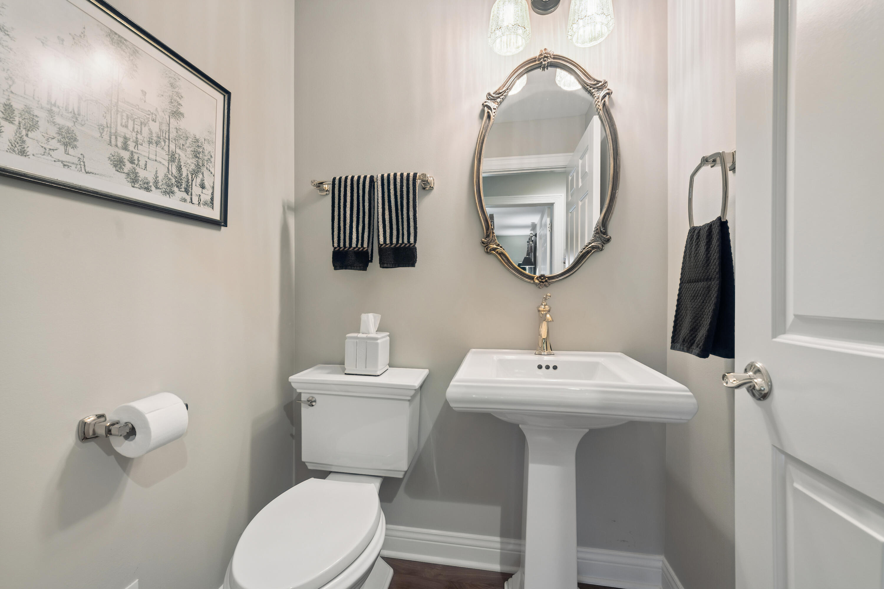 538 Pheasant Ridge Lane Fontana, WI 53125 - Photo 19 of 23 Main level powder room