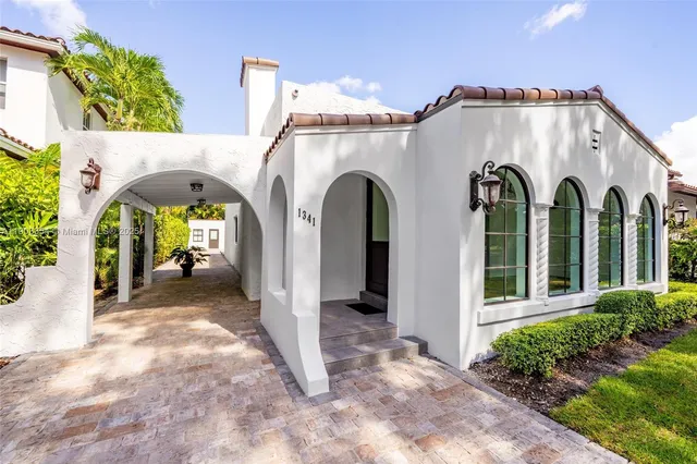 $2,750,000 | 1341 Sorolla Avenue, Coral Gables, FL 33134
