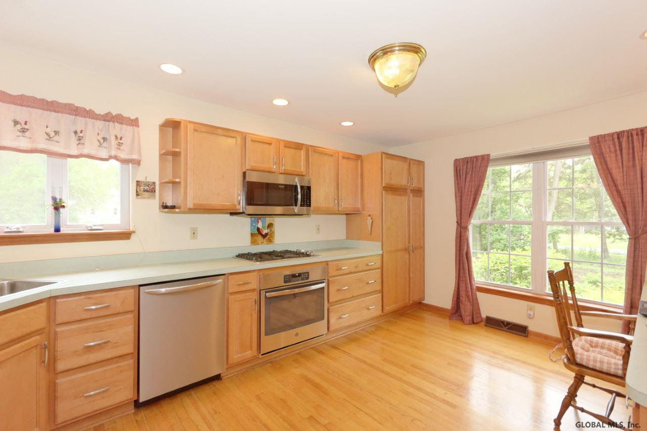 72 Mill Road Colonie, NY 12110 - Photo 5 of 43 Photo 6