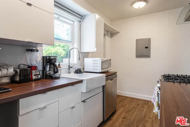 $1,199,000 | 4307 Burns Avenue, Los Angeles, CA 90029