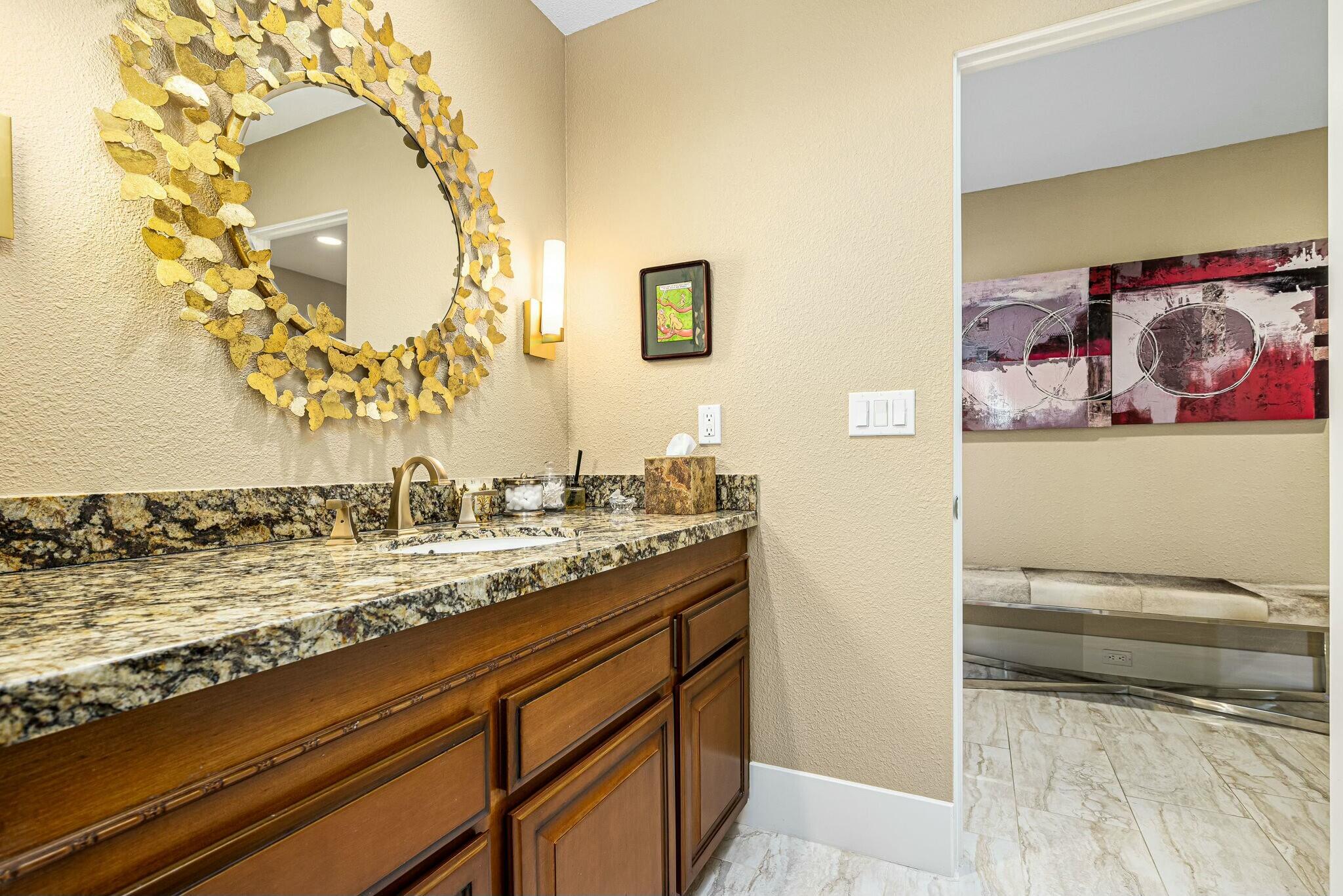 1 Briarcliff Court Rancho Mirage, CA 92270 - Photo 38 of 48 Guest Bath