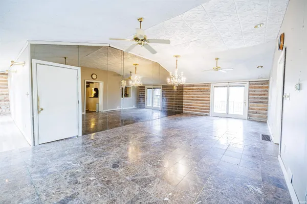 $156,789 | 3757 East Stipp Road, Bloomington, IN 47401