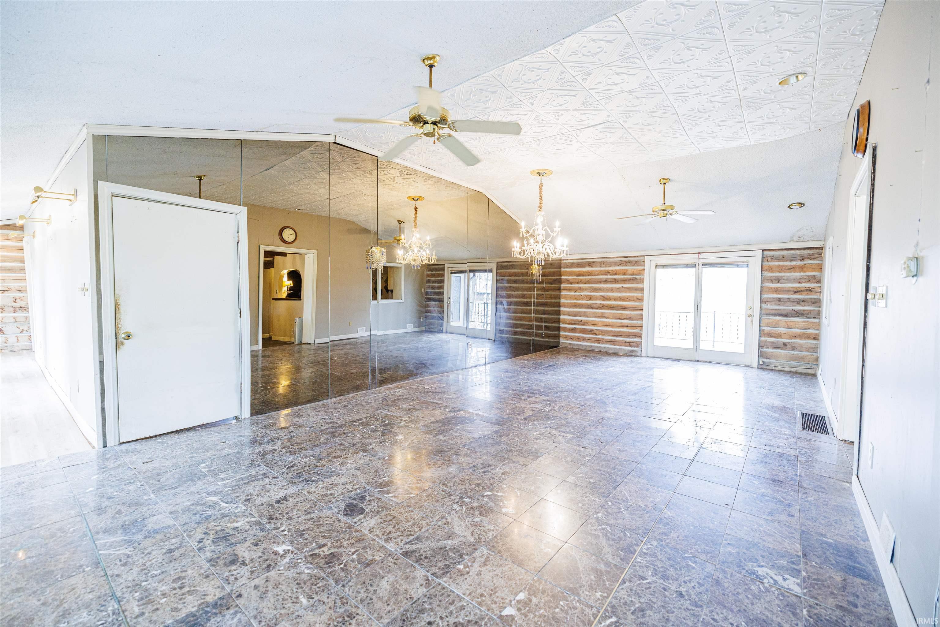 3757 East Stipp Road Bloomington, IN 47401 - Photo 13 of 36