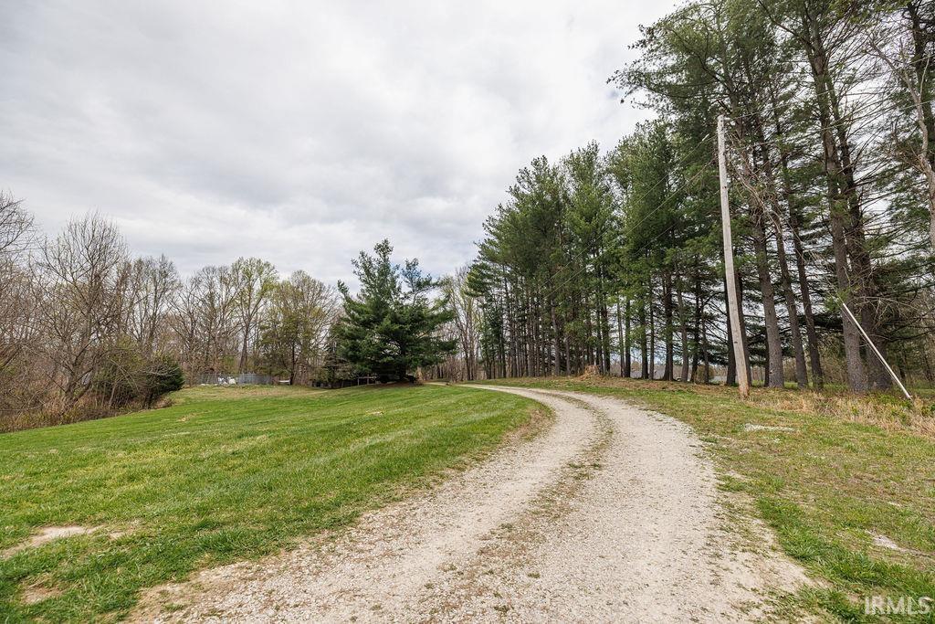 3757 East Stipp Road Bloomington, IN 47401 - Photo 4 of 36