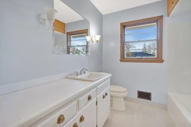 $450,000 | 4418 65th Avenue North, Brooklyn Center, MN 55429