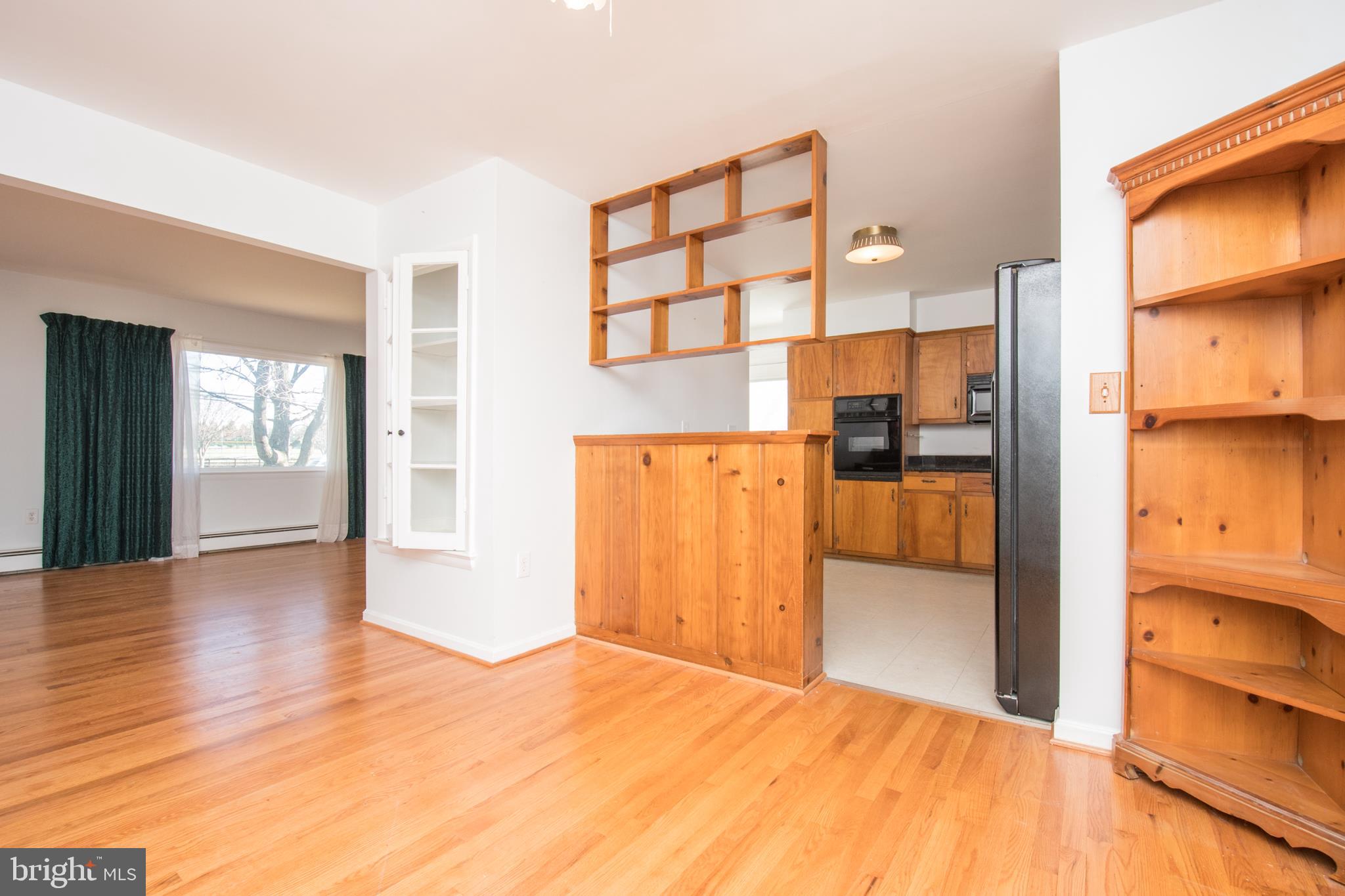 507 Evergreen Mills Road Leesburg, VA 20175 - Photo 14 of 43 Dining Room facing kitchen and living room