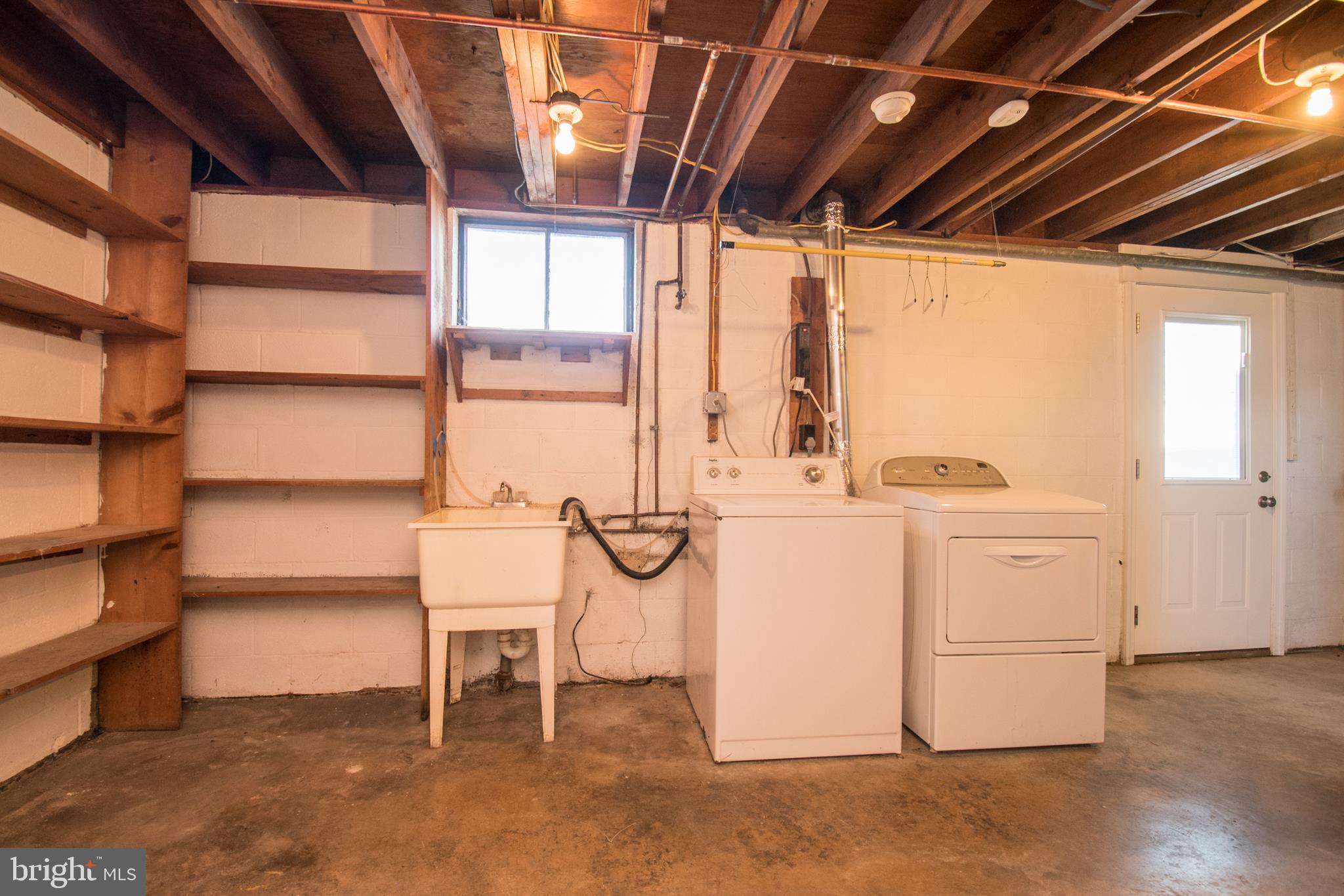 507 Evergreen Mills Road Leesburg, VA 20175 - Photo 39 of 43 Basement Laundry