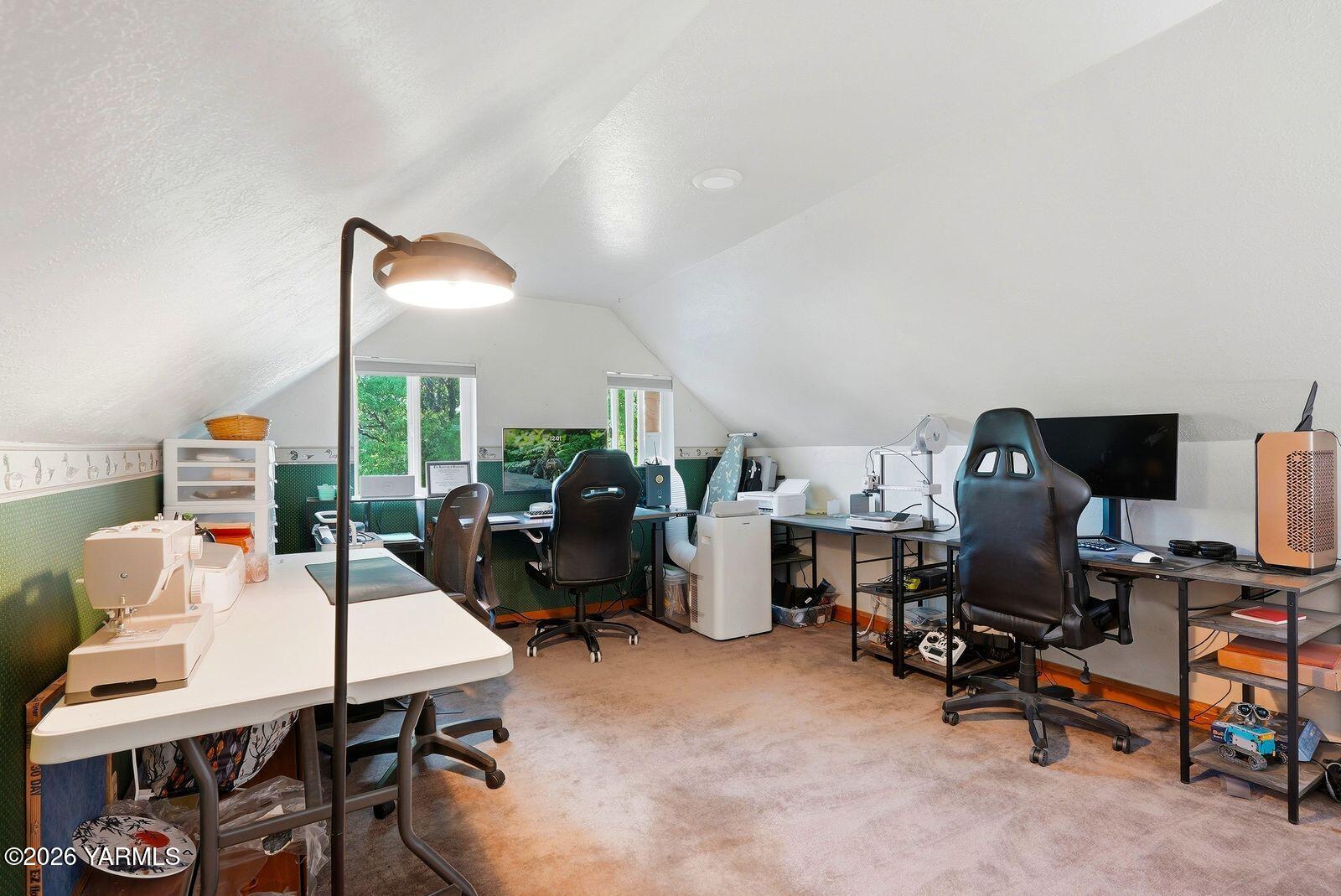 592 Livengood Road Cowiche, WA 98923 - Photo 31 of 51 Loft flex space