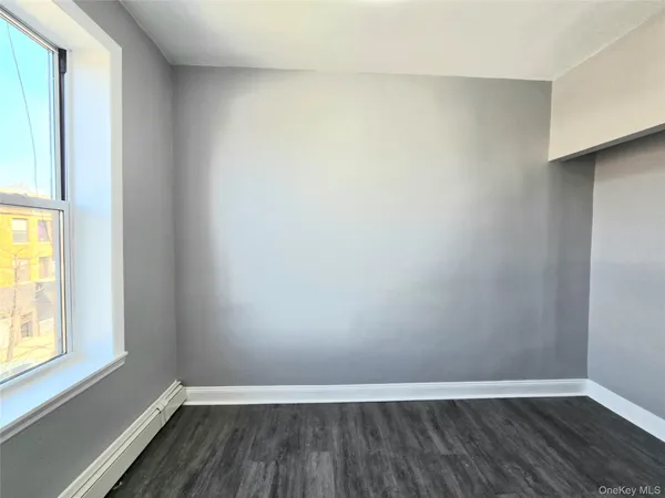 $3,000 | 56-46 Myrtle Avenue, Unit 3 | Ridgewood