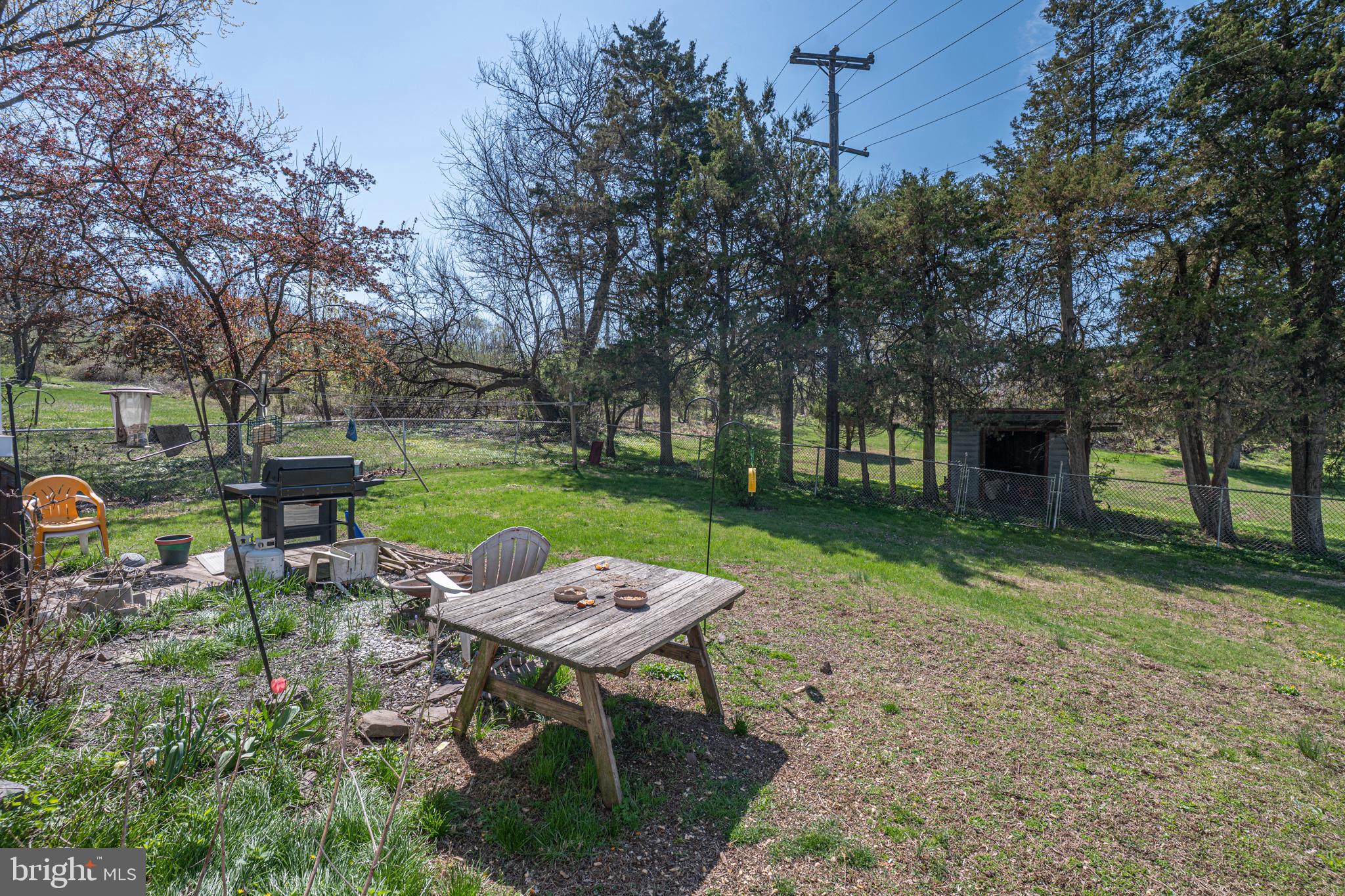 20 Cromby Road Phoenixville, PA 19460 - Photo 27 of 33 Fenced in Yard Section