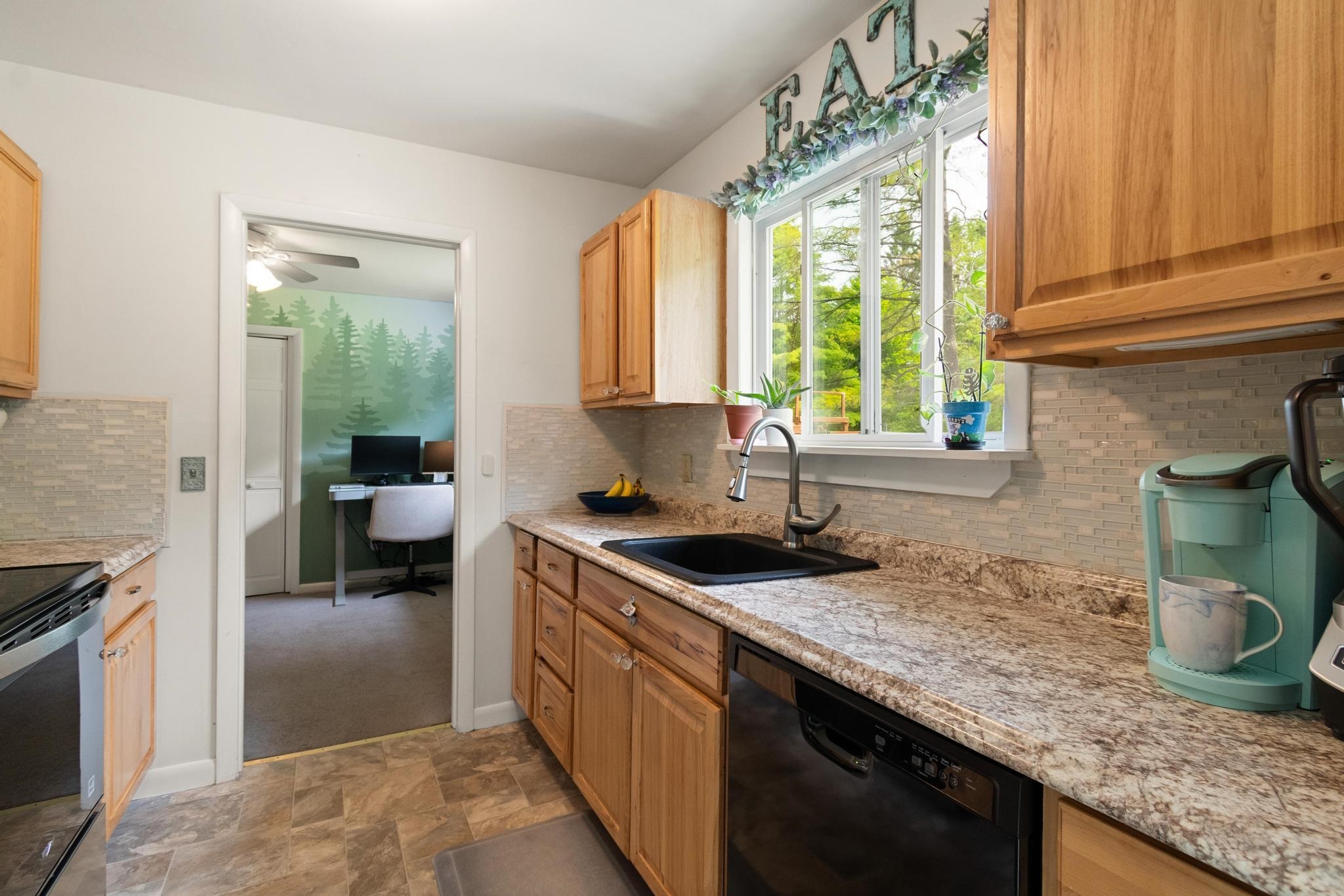 1819 Huntington Road Richmond, VT 05477 - Photo 14 of 41