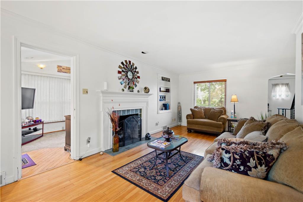 1213 Prospect Road Pittsburgh, PA 15227 - Photo 5 of 25 Gallery Image 5