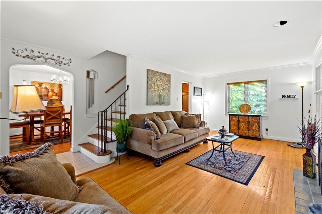 1213 Prospect Road Pittsburgh, PA 15227 - Photo 6 of 25 Gallery Image 6