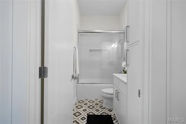 $795,000 | 1201 MacKay Place, St. Louis, MO 63104