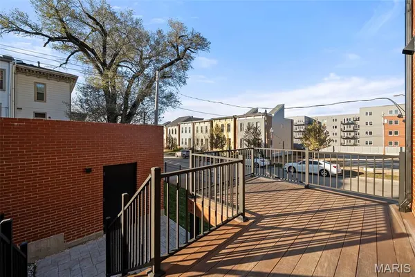 $795,000 | 1201 MacKay Place, St. Louis, MO 63104