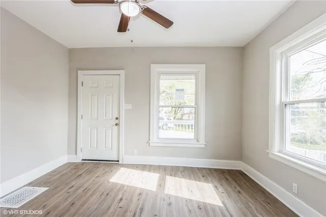 $130,000 | 1209 Lowell Avenue, Kansas City, KS 66102