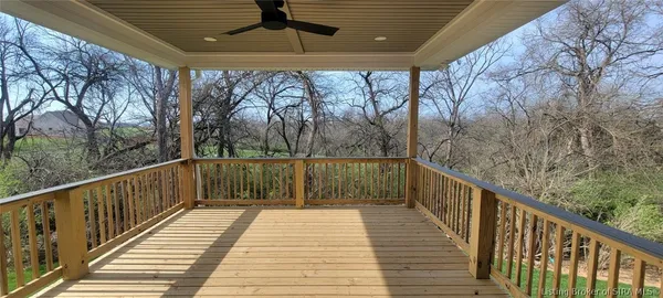 $569,900 | 118 Spangler Place, Jeffersonville, IN 47130