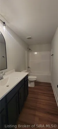 $569,900 | 118 Spangler Place, Jeffersonville, IN 47130