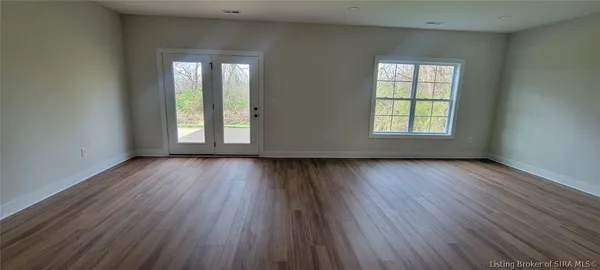 $569,900 | 118 Spangler Place, Jeffersonville, IN 47130