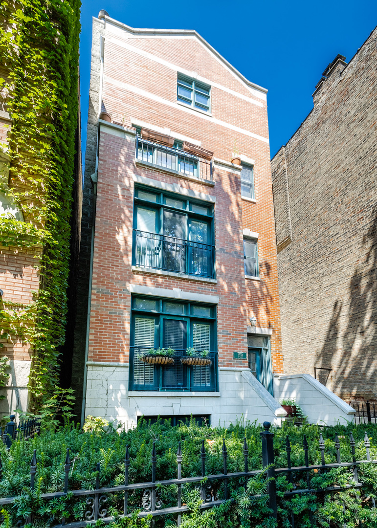 3534 North Reta Ave Unit 1  