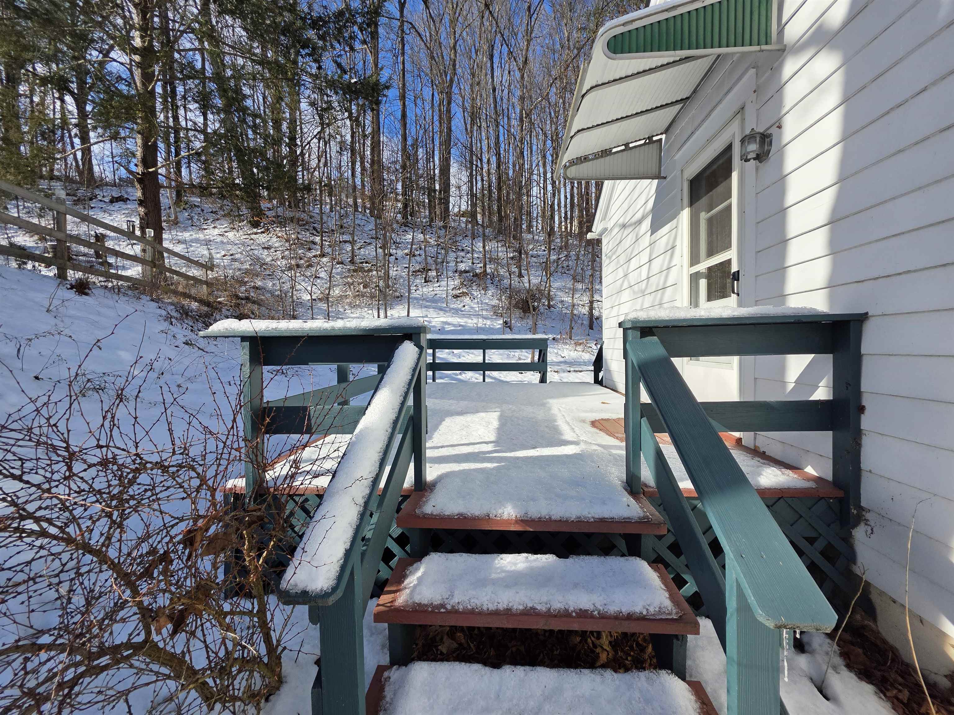 62 Mark Street Springfield, VT 05156 - Photo 4 of 24