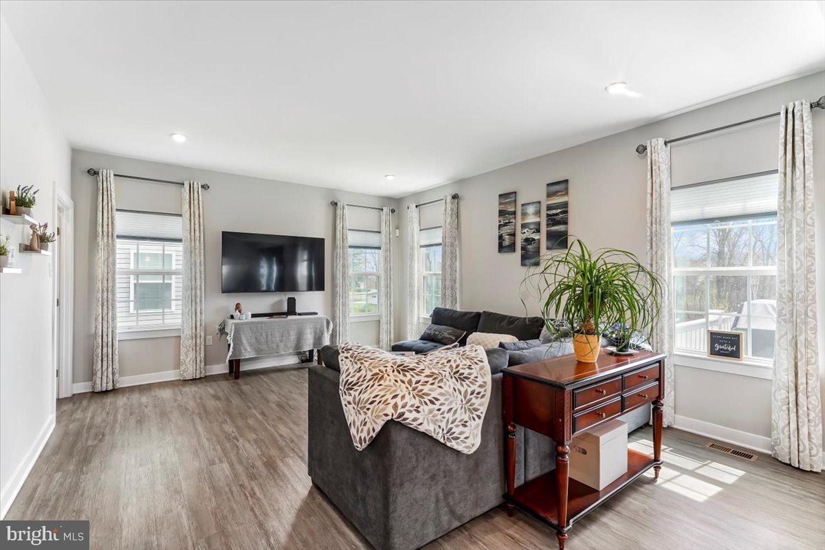 146 Pixie Moss Road Pottstown, PA 19464 - Photo 11 of 41 Great Room