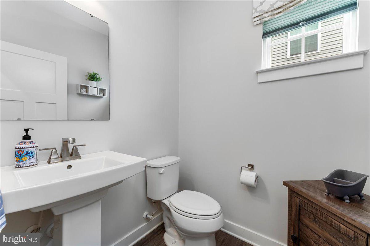 146 Pixie Moss Road Pottstown, PA 19464 - Photo 19 of 41 Powder Room