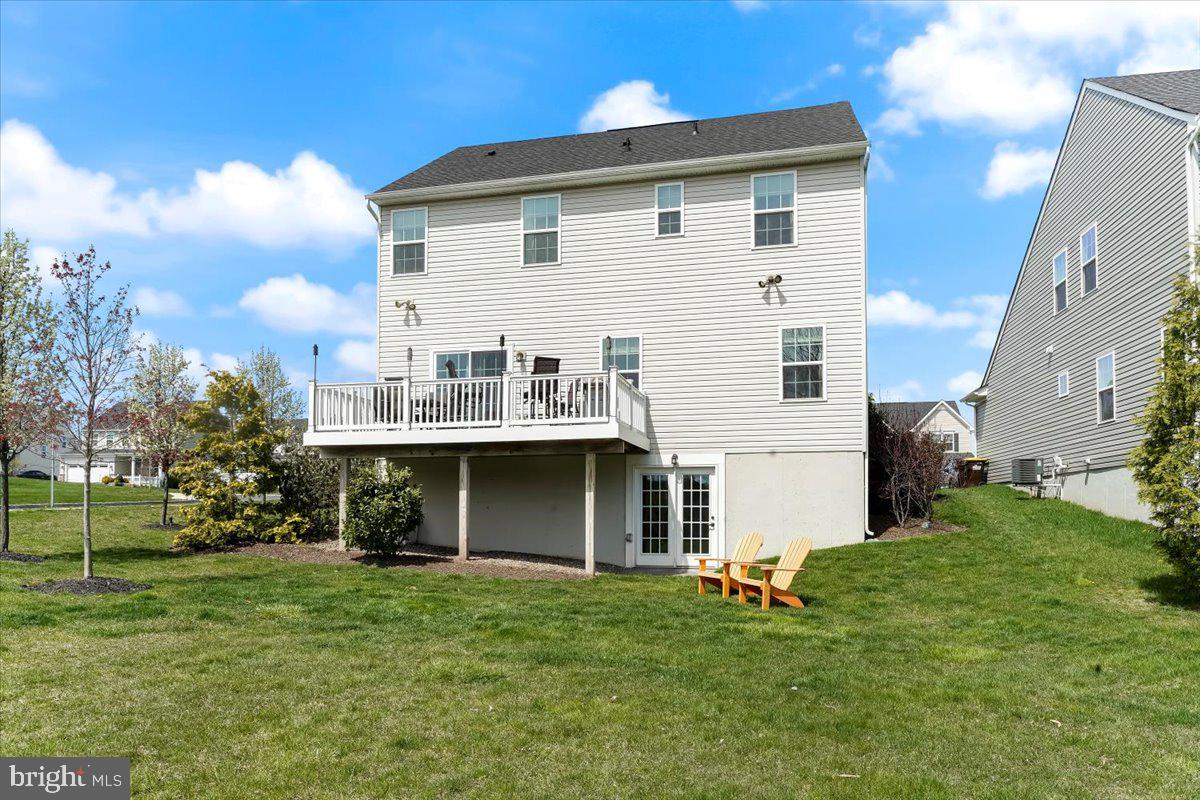 146 Pixie Moss Road Pottstown, PA 19464 - Photo 40 of 41 Exterior Rear