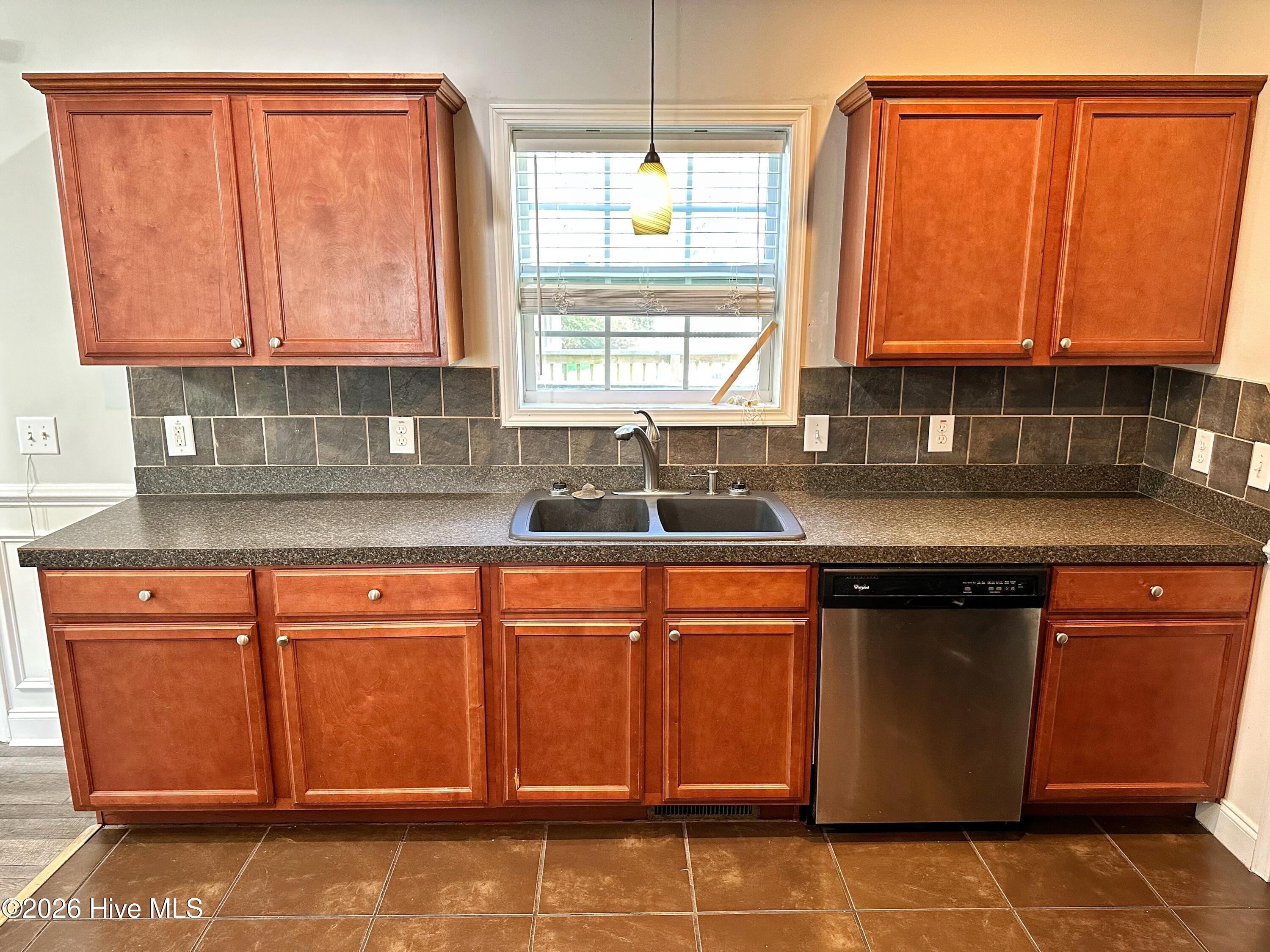 103 Meadowview Road Jacksonville, NC 28540 - Photo 11 of 34 13