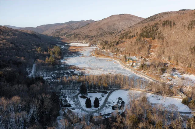 $450,000 | 140 Valley Park, Unit D4, Killington, VT 05751