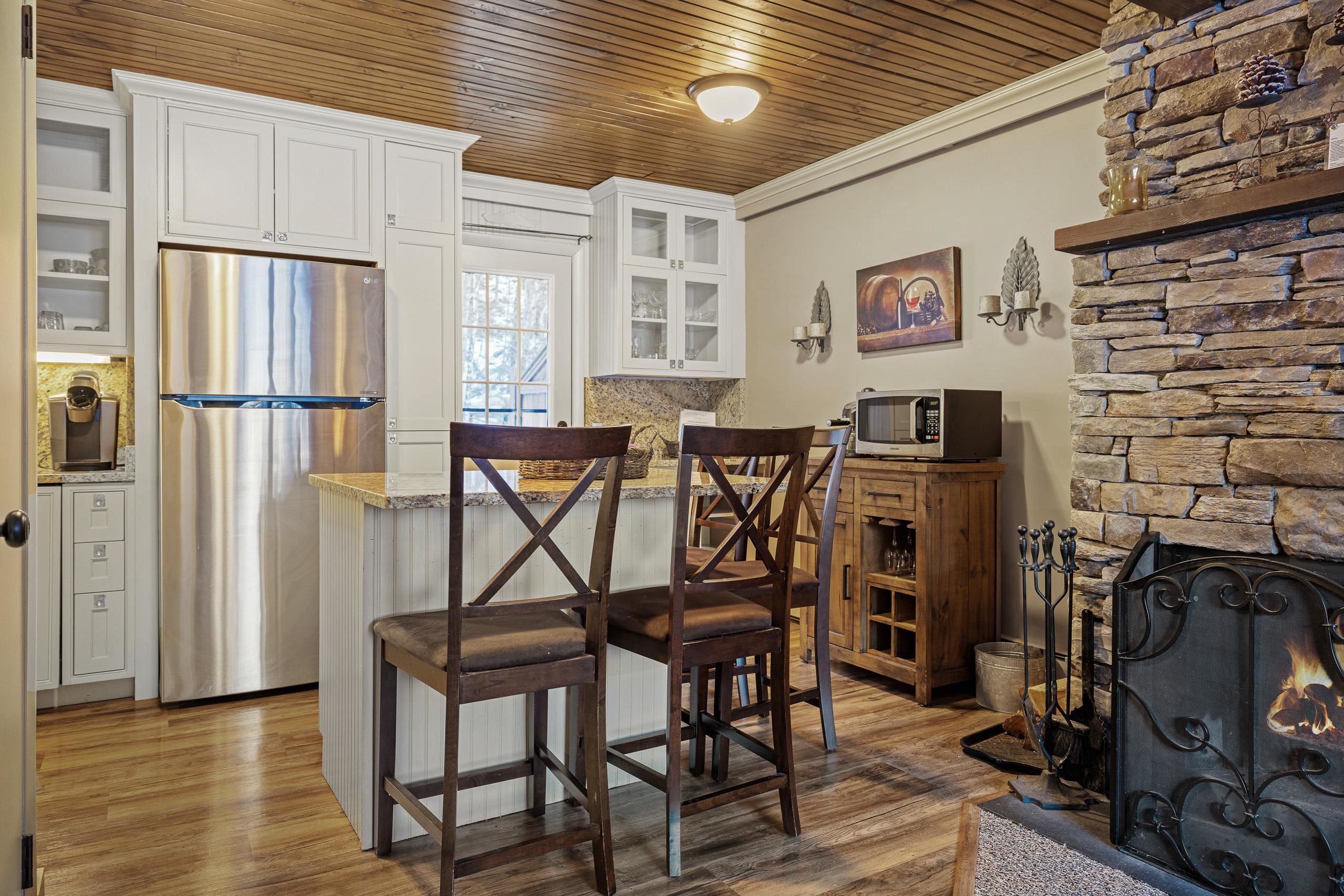 140 Valley Park, Unit D4 Killington, VT 05751 - Photo 9 of 34